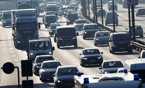 Legislatorii UE aproba obiective mai flexibile privind emisiile de CO2
